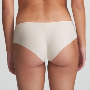 Nathy Pealed ivory